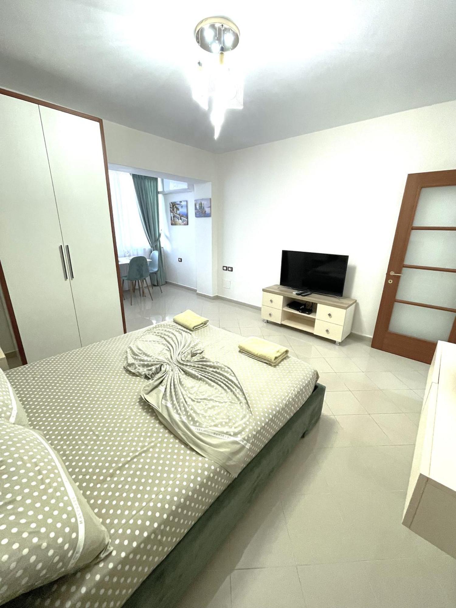 Peace Apartments Durres Exterior photo